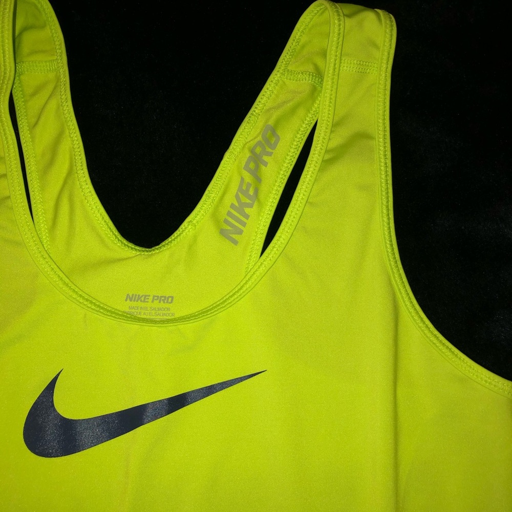 WOMENS NIKE TANK